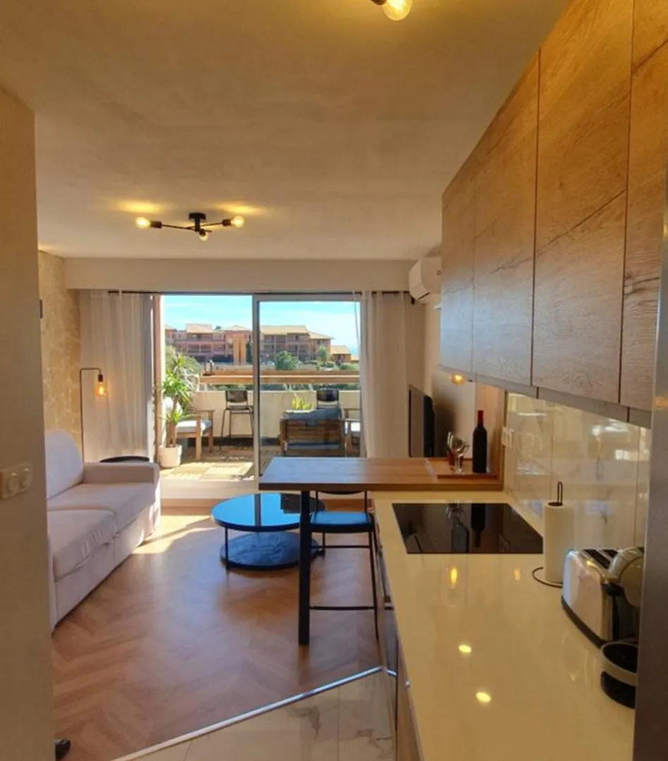 Architect'S Studio With Pool, Sea View And Ac Theoule-sur-Mer Apartment